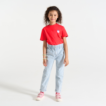 تيشيرت بأكمام قصيرة مزين برسوم الفراولة، باللون الأحمر للفتيات